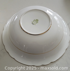 MaxSold Auction: Aynsley Bowl (A) - Newmarket (Ontario, Canada) SELLER MANAGED Downsizing Online Auction - Amberlee Court