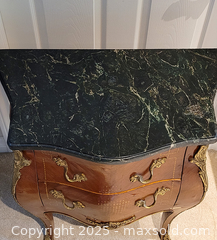 MaxSold Auction: Commode  - Newmarket (Ontario, Canada) SELLER MANAGED Downsizing Online Auction - Amberlee Court