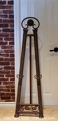 MaxSold Auction: Large Metal Easel (A) - Newmarket (Ontario, Canada) SELLER MANAGED Downsizing Online Auction - Amberlee Court