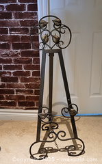 MaxSold Auction: Metal Easel  - Newmarket (Ontario, Canada) SELLER MANAGED Downsizing Online Auction - Amberlee Court