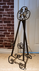 MaxSold Auction: Metal Easel  - Newmarket (Ontario, Canada) SELLER MANAGED Downsizing Online Auction - Amberlee Court