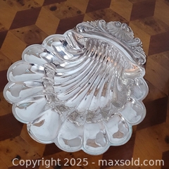 MaxSold Auction: Silver Plated Shell Shaped Dishes  - Newmarket (Ontario, Canada) SELLER MANAGED Downsizing Online Auction - Amberlee Court