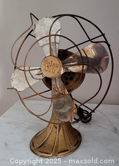 MaxSold Auction: Vintage Electric Fan  - Newmarket (Ontario, Canada) SELLER MANAGED Downsizing Online Auction - Amberlee Court