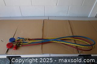 MaxSold Auction: Air Condition Manifold Gauge &#38; Hoses - Orlando (Florida, USA) SELLER MANAGED Downsizing Online Auction - Preserve Dr.
