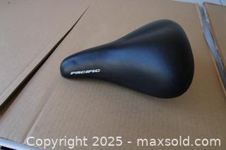 MaxSold Auction: Bicycle Comfort Seat - Orlando (Florida, USA) SELLER MANAGED Downsizing Online Auction - Preserve Dr.