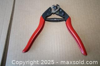 MaxSold Auction: Cable Cutting Pliers - Orlando (Florida, USA) SELLER MANAGED Downsizing Online Auction - Preserve Dr.