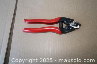 MaxSold Auction: Cable Cutting Pliers - Orlando (Florida, USA) SELLER MANAGED Downsizing Online Auction - Preserve Dr.