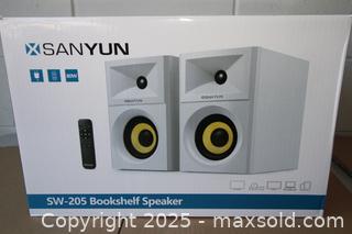 MaxSold Auction: Sanyun SW-205 Bookshelf Speaker Set - Orlando (Florida, USA) SELLER MANAGED Downsizing Online Auction - Preserve Dr.