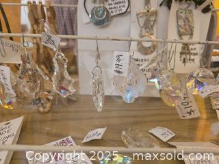 MaxSold Auction: jewellery - Vancouver (British Columbia, Canada) PARTNER MANAGED Commercial Liquidation Online Auction - East Hastings