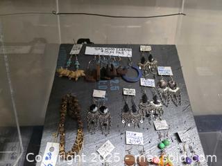 MaxSold Auction: silver Jewelry - Vancouver (British Columbia, Canada) PARTNER MANAGED Commercial Liquidation Online Auction - East Hastings