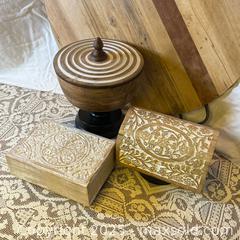 MaxSold Auction: Hand-Carved Wooden Bowl &#38; Keepsake Box Trio – Boho Rustic Decor Lot  - Delta (British Columbia, Canada) SELLER MANAGED Downsizing Online Auction -  Garrett Drive