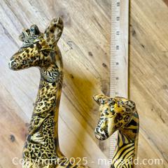 MaxSold Auction: La Vie 1980s Safari Patchwork Ceramic Giraffe Figurines (Mother &#38; Baby Pair) - Delta (British Columbia, Canada) SELLER MANAGED Downsizing Online Auction -  Garrett Drive