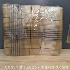 MaxSold Auction: Lot of 5 New In Pkg. Sheet Sets — Martex & Royalcale — Various Sz’ — 180 TC Cotton/Poly - Delta (British Columbia, Canada) SELLER MANAGED Downsizing Online Auction -  Garrett Drive