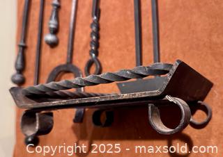 MaxSold Auction: Fireside - Douglas (Massachusetts, USA) PARTNER MANAGED Estate Sale Online Auction - Southwest Main Street