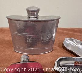 MaxSold Auction: Gift Lot w/Flasks - Douglas (Massachusetts, USA) PARTNER MANAGED Estate Sale Online Auction - Southwest Main Street