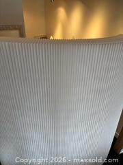 MaxSold Auction: White Paper Accordion Pleated Room Divider Panel - Toronto (Ontario, Canada) SELLER MANAGED Downsizing Online Auction - Bright Street
