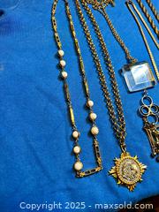 MaxSold Auction: Vtg Estate Costume Jewelry Necklaces - Hamilton (Ontario, Canada) SELLER MANAGED Estate Sale Online Auction - Gertrude Street