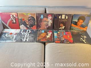 MaxSold Auction: 10 Vintage Jazz & Blues Vinyl Records – Ella Fitzgerald, Louis Armstrong, Billie Holiday & - Toronto (Ontario, Canada) SELLER MANAGED Moving Online Auction - 1/2  Wellesley Street East
