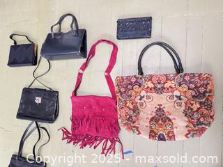 MaxSold Auction: 7 Vintage Handbags & Purses Including Salvatore Ferragamo Leather + 1960s Tapestry & Fring - Toronto (Ontario, Canada) SELLER MANAGED Moving Online Auction - 1/2  Wellesley Street East