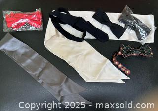 MaxSold Auction: Collection of Men’s Bow Ties & Ascots – Arrow, Bowties by Scotch, Royal Rust Resistant, Si - Toronto (Ontario, Canada) SELLER MANAGED Moving Online Auction - 1/2  Wellesley Street East