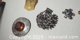 MaxSold Auction: Curated Collection of Vintage Costume Brooches – Figural Animals, Enamel, Hearts & Texture - Toronto (Ontario, Canada) SELLER MANAGED Moving Online Auction - 1/2  Wellesley Street East