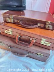 MaxSold Auction: Group of Vintage Leather Attaché & Travel Cases (5 Pieces) - Toronto (Ontario, Canada) SELLER MANAGED Moving Online Auction - 1/2  Wellesley Street East
