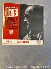 MaxSold Auction: Lot of 10 Classical Vinyl Records – Vivaldi, Liszt, Richter, Mahler & More - Toronto (Ontario, Canada) SELLER MANAGED Moving Online Auction - 1/2  Wellesley Street East