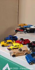 MaxSold Auction: Lot of 27 Vintage & Modern Die-Cast Cars — Mixed Brands, Metal Bodies - Toronto (Ontario, Canada) SELLER MANAGED Moving Online Auction - 1/2  Wellesley Street East