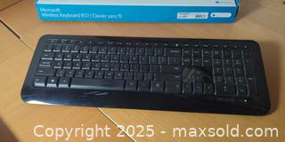 MaxSold Auction: Microsoft Wireless Keyboard 850 – Full-Size Keyboard (Model 850) - Toronto (Ontario, Canada) SELLER MANAGED Moving Online Auction - 1/2  Wellesley Street East