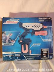 MaxSold Auction: Nerf Super Soaker “Shotwave” Water Blaster with Original Box  - Toronto (Ontario, Canada) SELLER MANAGED Moving Online Auction - 1/2  Wellesley Street East
