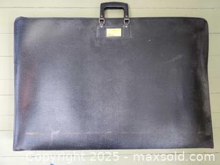 MaxSold Auction: Vintage Large Artist Portfolio Case – 37”W × 25”H - Toronto (Ontario, Canada) SELLER MANAGED Moving Online Auction - 1/2  Wellesley Street East