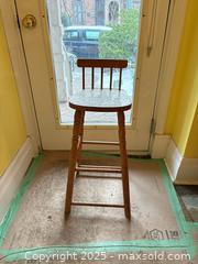 MaxSold Auction: Vintage Wooden Counter Stool / Chair with Turned Legs - Toronto (Ontario, Canada) SELLER MANAGED Moving Online Auction - 1/2  Wellesley Street East