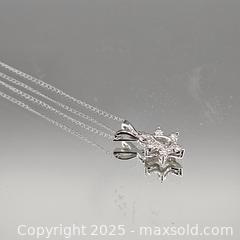 MaxSold Auction: 14k Clasp Pendant Necklace with Chain in Blue Presentation Box - Hatboro (Pennsylvania, USA) PARTNER MANAGED Estate Sale Online Auction -  Jacksonville Road