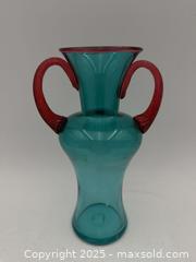 MaxSold Auction: Art glass vase - Hatboro (Pennsylvania, USA) PARTNER MANAGED Estate Sale Online Auction -  Jacksonville Road
