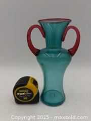 MaxSold Auction: Art glass vase - Hatboro (Pennsylvania, USA) PARTNER MANAGED Estate Sale Online Auction -  Jacksonville Road