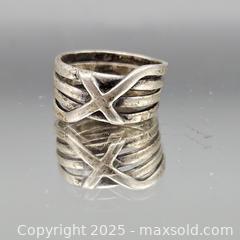 MaxSold Auction: Multi-Band X Crossover Ring Size 6 - Hatboro (Pennsylvania, USA) PARTNER MANAGED Estate Sale Online Auction -  Jacksonville Road