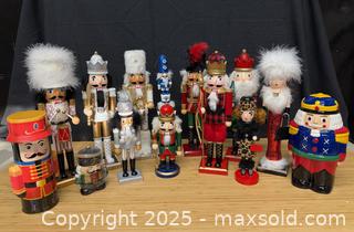 MaxSold Auction: Nutcrackers  - Hatboro (Pennsylvania, USA) PARTNER MANAGED Estate Sale Online Auction -  Jacksonville Road