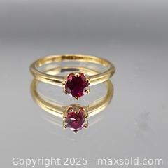 MaxSold Auction: Yellow Gold Sterling Silver Ring with Round Red Stone, US 8 - Hatboro (Pennsylvania, USA) PARTNER MANAGED Estate Sale Online Auction -  Jacksonville Road
