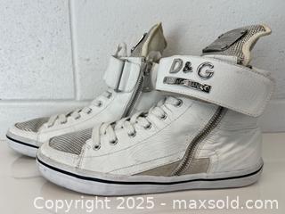 MaxSold Auction: Dolce & Gabbana Sneakers Sz 39  - Toronto (Ontario, Canada) PARTNER MANAGED Estate Sale Online Auction - Esander Drive (STORAGE)