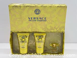 MaxSold Auction: Versace Yellow Diamond Vanity Gift Set  - Toronto (Ontario, Canada) PARTNER MANAGED Estate Sale Online Auction - Esander Drive (STORAGE)