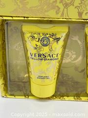 MaxSold Auction: Versace Yellow Diamond Vanity Gift Set  - Toronto (Ontario, Canada) PARTNER MANAGED Estate Sale Online Auction - Esander Drive (STORAGE)