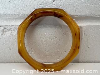 MaxSold Auction: Vintage Bakelite Bangles Bracelets  - Toronto (Ontario, Canada) PARTNER MANAGED Estate Sale Online Auction - Esander Drive (STORAGE)