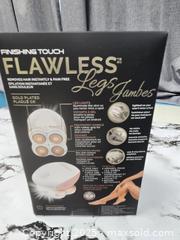 MaxSold Auction: flawless legs shaver new  - Brampton (Ontario, Canada) PARTNER MANAGED Commercial Liquidation Online Auction - Rosedale Avenue West