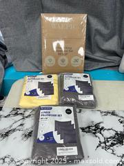 MaxSold Auction: Lot of king pillow cases new  - Brampton (Ontario, Canada) PARTNER MANAGED Commercial Liquidation Online Auction - Rosedale Avenue West