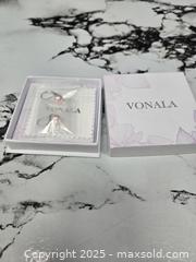 MaxSold Auction: Vonala sterling silver pink pearl  drop down earrings new  - Brampton (Ontario, Canada) PARTNER MANAGED Commercial Liquidation Online Auction - Rosedale Avenue West