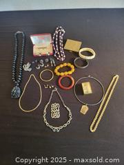 MaxSold Auction: LOT OF GOLD &#38; SILVER JEWELRY  - San Francisco (California, USA) SELLER MANAGED Estate Sale Online Auction - Whitecliff Way (CONDO)