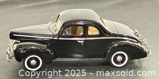 MaxSold Auction: 1940 Ford Sedan Diecast Car  - Newmarket (Ontario, Canada) PARTNER MANAGED Reseller Online Auction - Walter Avenue