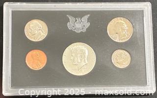 MaxSold Auction: 1969 US Silver Proof Coin Set  - Newmarket (Ontario, Canada) PARTNER MANAGED Reseller Online Auction - Walter Avenue