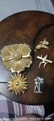 MaxSold Auction: Set of 5 Gold- & Silver-Tone Floral and Figural Brooches - Windsor (Ontario, Canada) SELLER MANAGED Moving Online Auction - Hickory Road