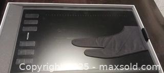 MaxSold Auction: Used professional graphics tablet  - Windsor (Ontario, Canada) SELLER MANAGED Moving Online Auction - Hickory Road